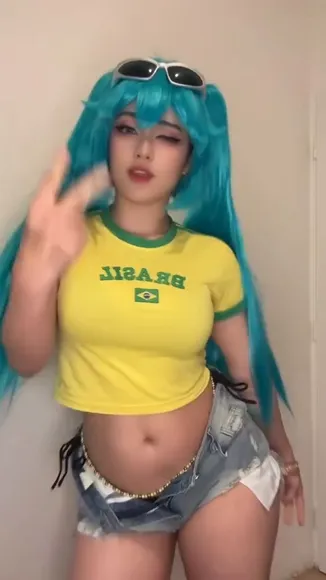 Yoshiharacosplay Bikini Under Denim Shorts OnlyFans Video Leaked