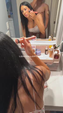 Youlovemads Mirror Makeup Tease OnlyFans Photo Leaked