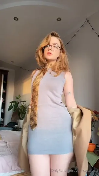Yourcorarossi Lace Panties Tease OnlyFans Video Leaked