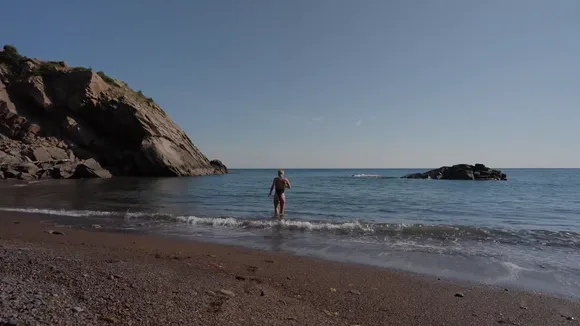 Yrsaclicks Black Swimsuit Beach Walk OnlyFans Video Leaked