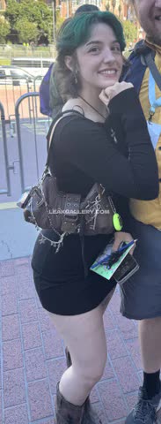 Yungelderberry Short Dress Outdoor Pose OnlyFans Photo Leaked