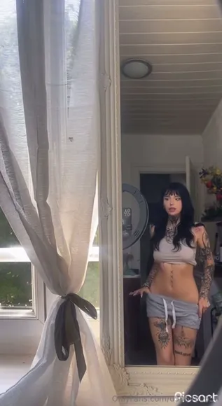 Yuprntae Lingerie Strip Tease OnlyFans Video Leaked