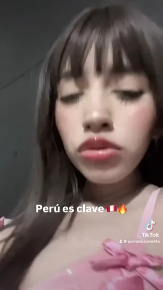 Yurianacanelita Pink Lace Bra Tease OnlyFans Video Leaked