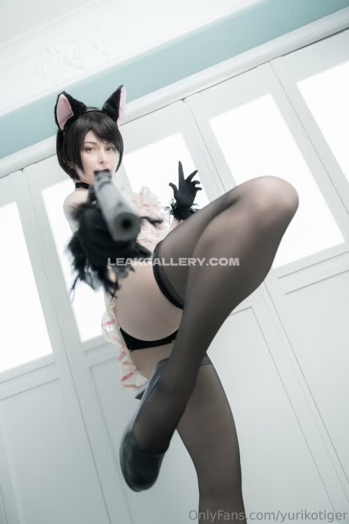 Yurikotiger Cat Ears Gun Pose OnlyFans Photo Leaked