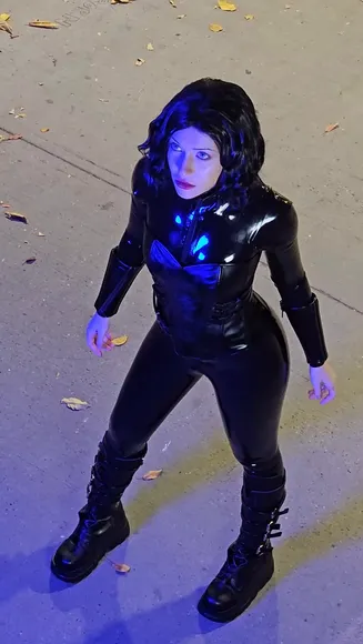 Yuzupyon Latex Bodysuit Crouch Pose OnlyFans Video Leaked