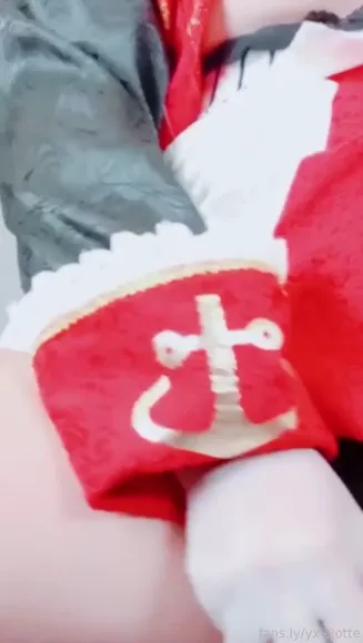 Yxielotte Red Cuff With Anchor OnlyFans Video Leaked