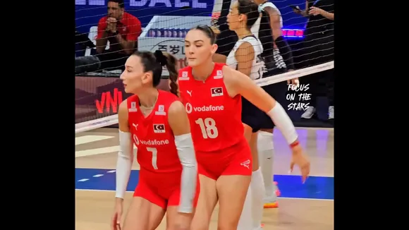 Zehragunes Red Volleyball Shorts Ass OnlyFans Video Leaked