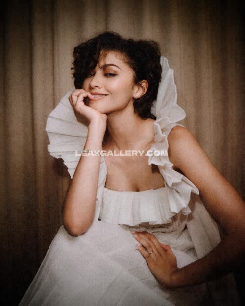 Zendaya Exclusive Leaked Nude OnlyFans #12107952