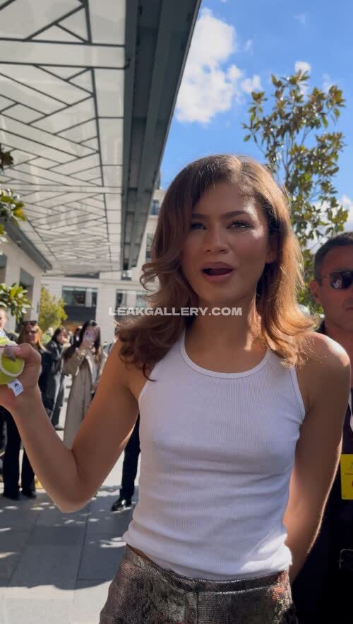 Zendaya Exclusive Leaked Nude OnlyFans #12107719