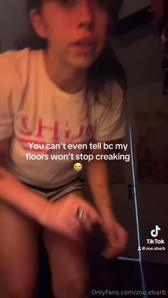 Zoe Ebarb Striped Shorts Twerk OnlyFans Video Leaked