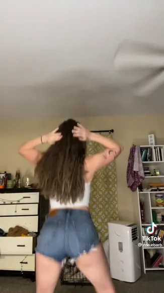 zoeebarb