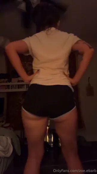 Zoe Ebarb Tight Shorts Ass Twerk OnlyFans Video Leaked