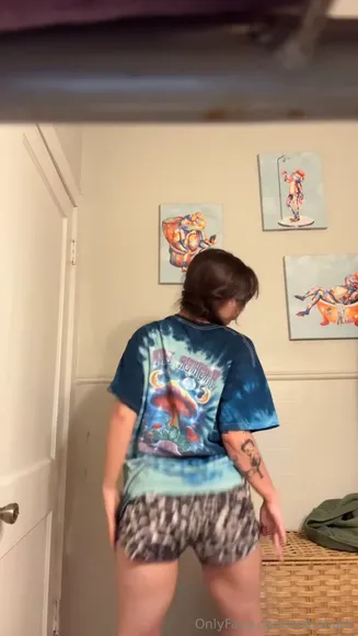 Zoe Ebarb Leopard Print Thong Tease OnlyFans Video Leaked