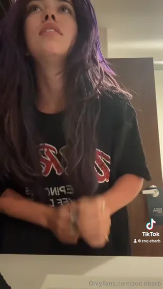 Zoe Ebarb Black Tee Dance Moves OnlyFans Video Leaked