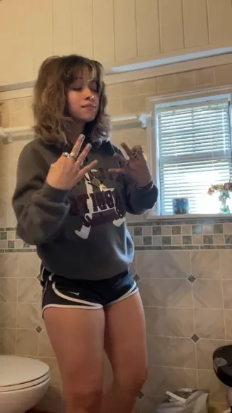 Zoe Ebarb Thong Ass Twerking OnlyFans Video Leaked